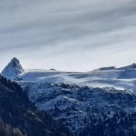 Апартаменты Bilocale Frazione Entreves Ametista 30 Ла-Тюйль